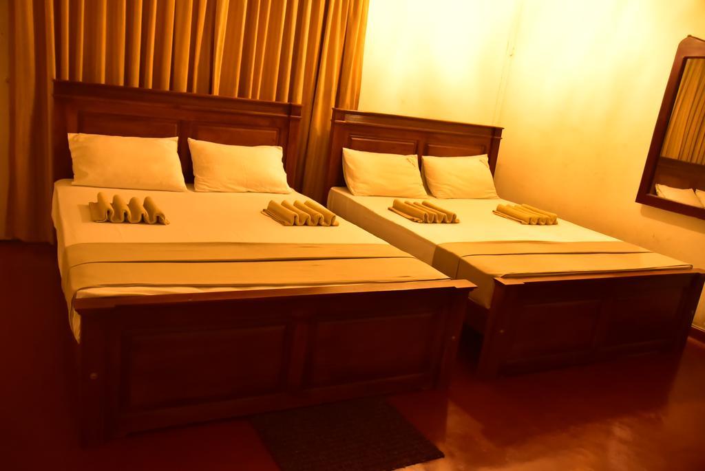 Yoho Mount Waves Hotel Colombo Luaran gambar